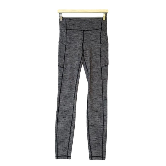Lululemon | Speed Up Tight Full On Luxtreme Luon Variegated Knit Black Size 6 - Picture 3 of 15